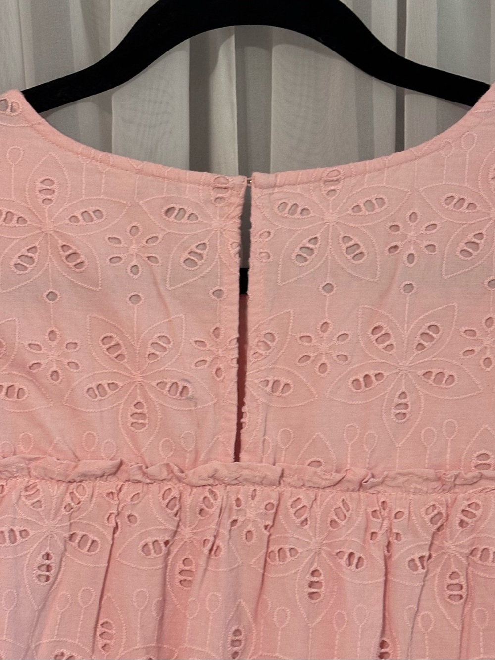 Crown & Ivy Pink Cotton Eyelet Ruffled Peplum 3/4 Sleeve Blouse Size L - Picture 8 of 8